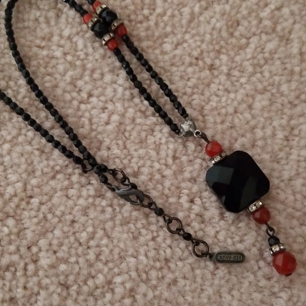 Ben Amun necklace.